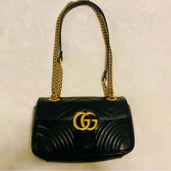 ❤️ GG MARMONT SMALL SHOULDER BAG BLACK/GOLD - Picture 11 of 16